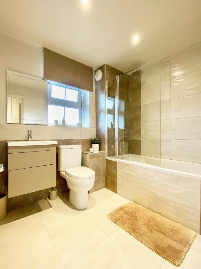Perfect Central Location- 5 Minutes From Tower Bridge ! 8 Minutes Walk From Tube Londres Extérieur photo